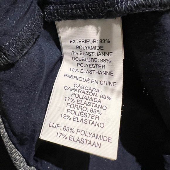 Vuori Seabreeze Skirt ✨ Ink (Navy Blue) ✨ Medium - Picture 7 of 10